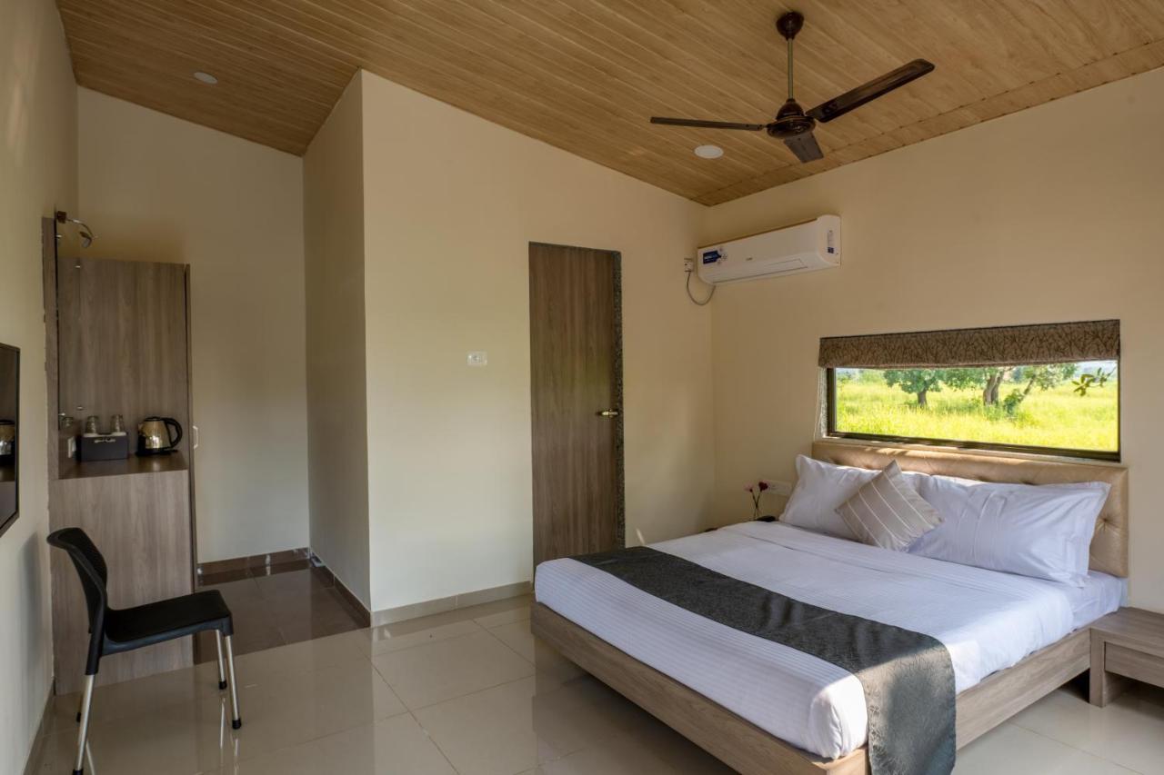 Hillrock Resort & Villas, Neral-Karjat Exterior foto
