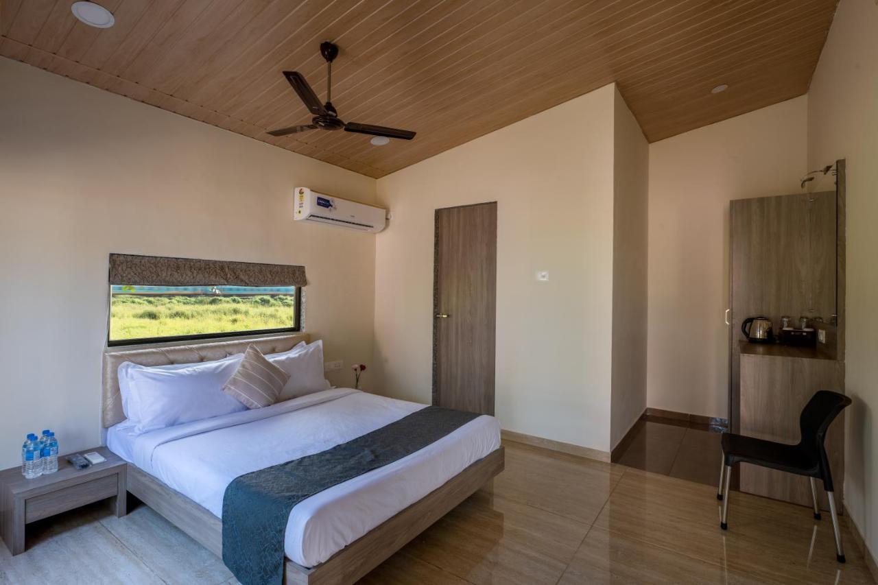 Hillrock Resort & Villas, Neral-Karjat Exterior foto